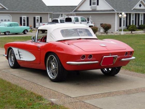 1961 Chevrolet Corvette Convertible