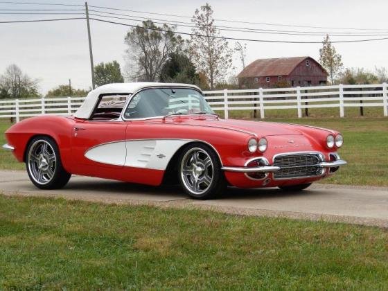 1961 Chevrolet Corvette Convertible