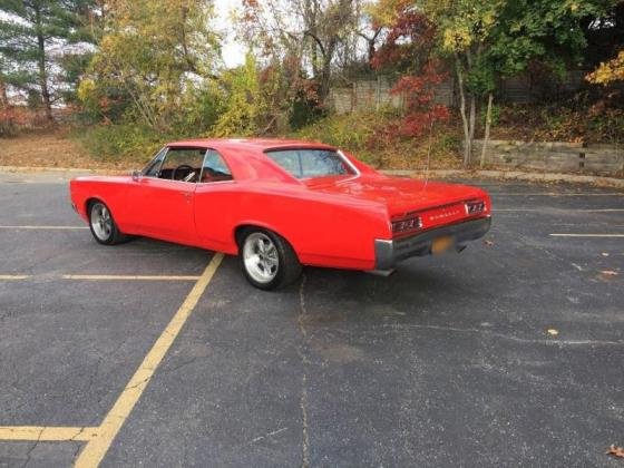 1967 Pontiac Le Mans Hardtop GTO Tribute