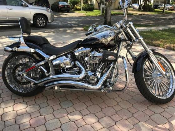 2013 Harley-Davidson Softail CVO Breakout