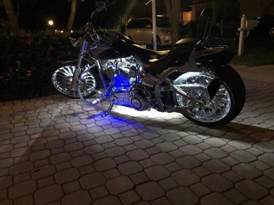 2013 Harley-Davidson Softail CVO Breakout