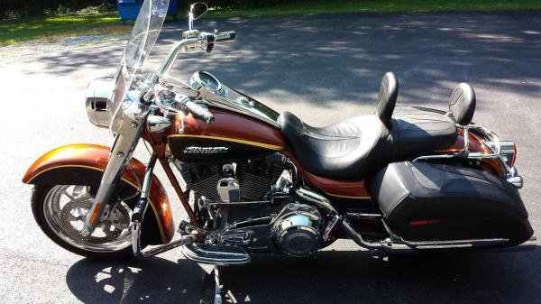 2008 Harley Davidson Touring Screamin Eagle Road King 105th Anniversary FLHRSE4