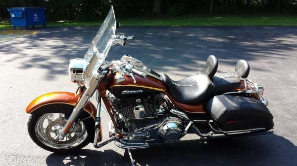 2008 Harley Davidson Touring Screamin Eagle Road King 105th Anniversary FLHRSE4