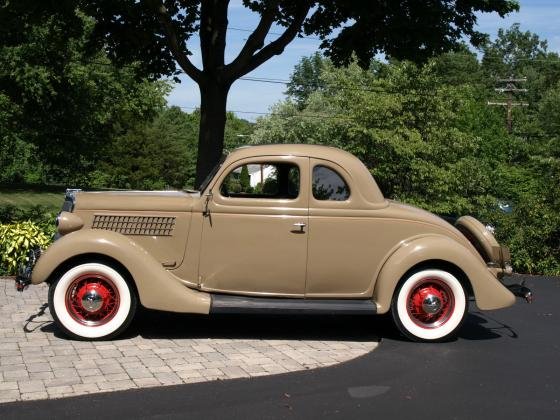 1935 Ford 5 Window