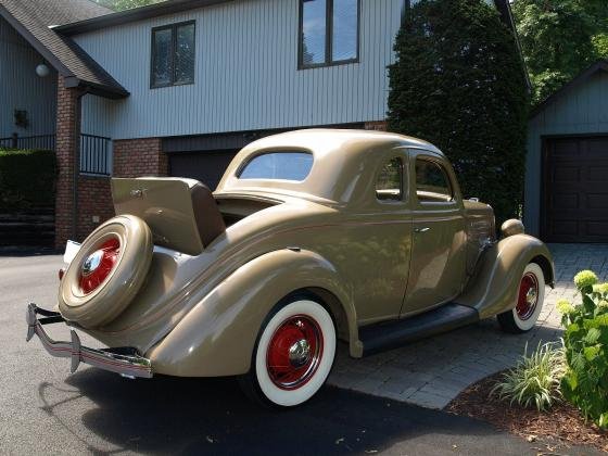 1935 Ford 5 Window