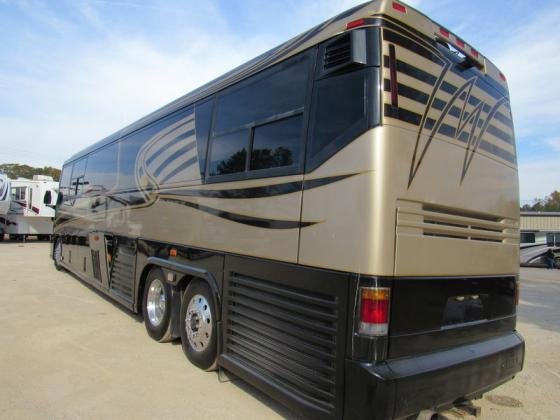 2000 MCI 45' Tour Bus RV Detroit series 60 Diesel motorhome not prevost