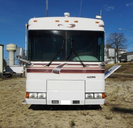 1996 Foretravel U295 40 FT Class A RV Luxury Motorhome Cummin