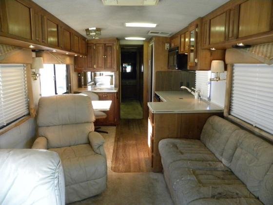 1996 Foretravel U295 40 FT Class A RV Luxury Motorhome Cummin