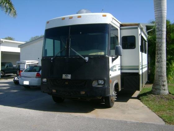 2002 Winnebago Motorhome