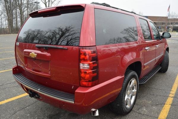 2014 Chevrolet Suburban 4WD LTZ-EDITION