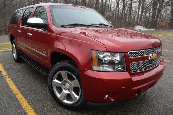 2014 Chevrolet Suburban 4WD LTZ-EDITION