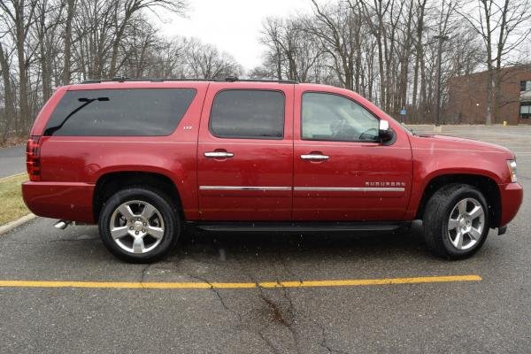 2014 Chevrolet Suburban 4WD LTZ-EDITION