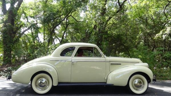 1939 Buick Special Series 40 Business Coupe