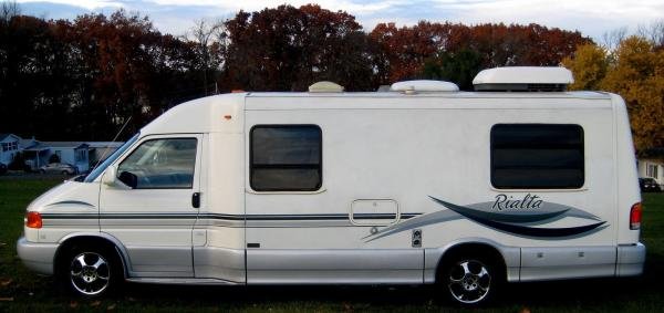 2003 VW WINNEBAGO RIALTA