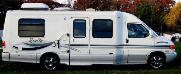 2003 VW WINNEBAGO RIALTA