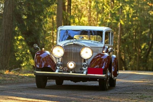 1934 Bentley Derby Sports Saloon