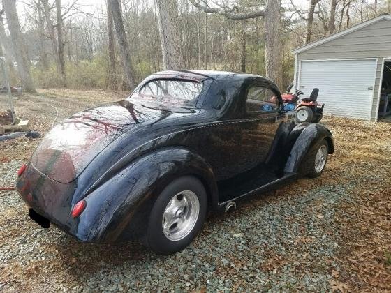 1937 Ford Coupe 400 CID V8