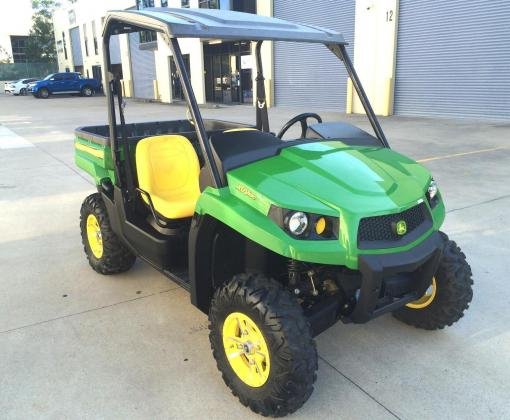 2016 JOHN DEERE GATOR XUV550 4X4 UTILITY