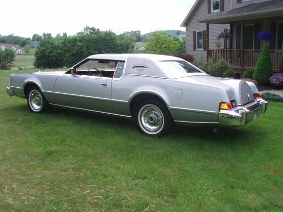 1975 Lincoln Mark IV Coupe