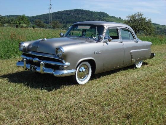 1953 Ford Mainline V8 4.0 L, zero rust