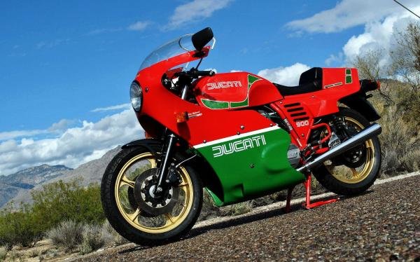 1983 Ducati 900 SS Stunning!