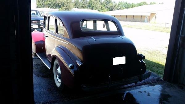 1940 Cadillac LaSalle Series 52 Sedan