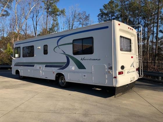 1998 Four Winds Hurricane 31ft Coach