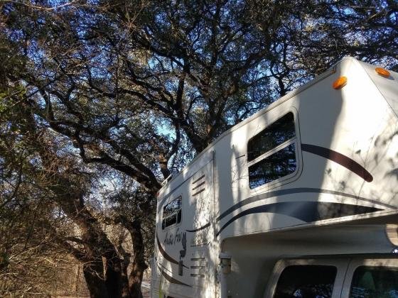 Motorhomes - 2008 Arctic Fox 990 Four Season Camper