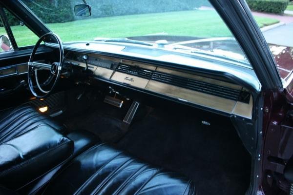 1968 Chrysler Imperial Crown Coupe Factory 440