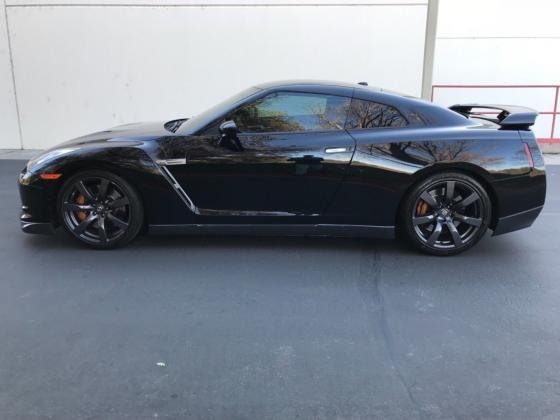 2010 Nissan GT-R AWD Premium