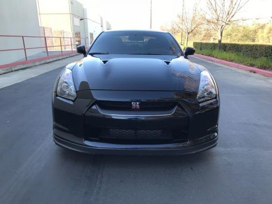 2010 Nissan GT-R AWD Premium