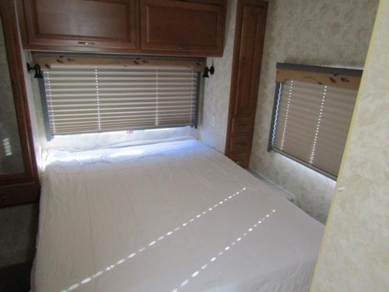 2003 Fleetwood Tioga 30ft Motorhome