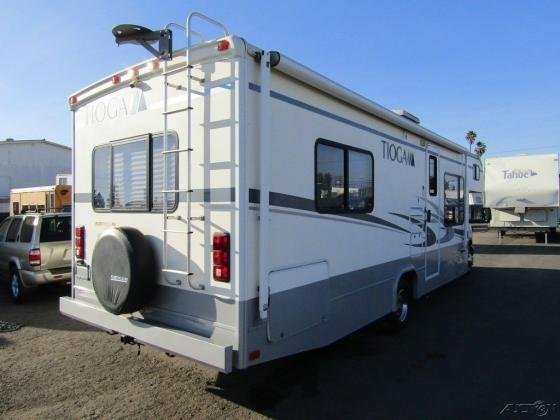 2003 Fleetwood Tioga 30ft Motorhome