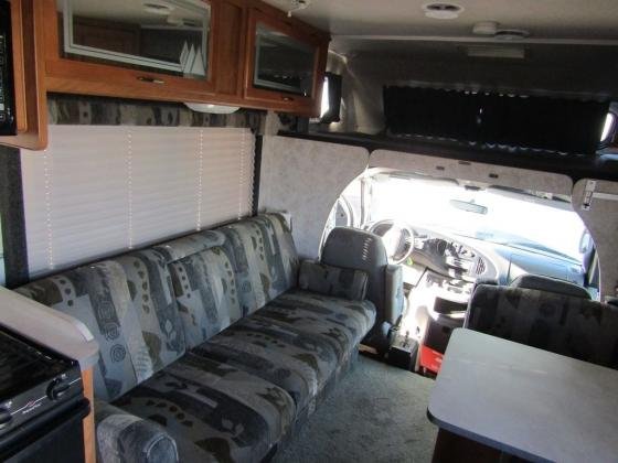 2003 Fleetwood Tioga 30ft Motorhome