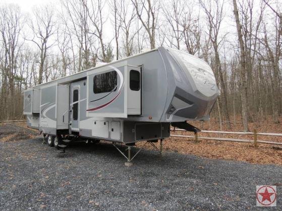 2017 Highland Ridge Open Range Roamer RF376FBH 5th Wheel Trailer