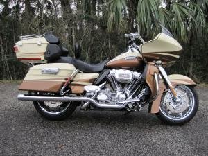 2011 Harley-Davidson FLTRUSE Road Glide CVO