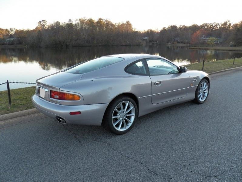 Cars - 2001 Aston Martin DB7 Vantage V12