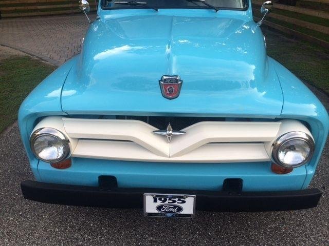 Cars - 1955 Ford F-100 V-6 Blue