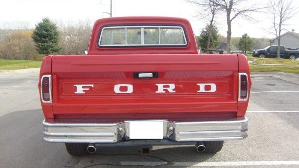 1968 FORD F100 SHORT BOX 2WD