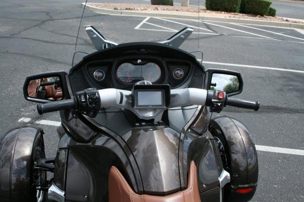 2012 CAN-AM SPYDER RT LIMITED WITH TRAILER