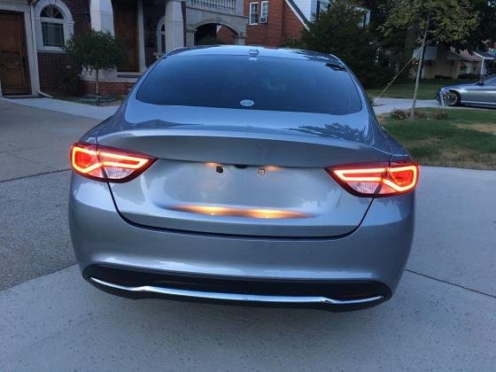 2015 Chrysler 200 Stunning