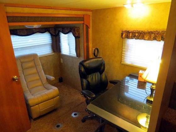 Motorhomes - 2010 Keystone RV Cougar fifth wheel camper ...