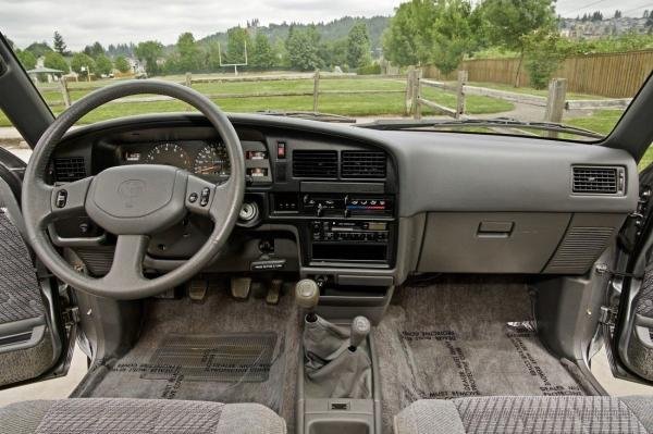 1993 Toyota Pickup SR5