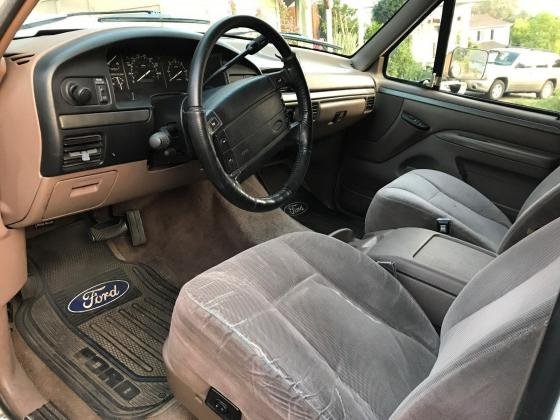 1994 Ford Bronco XLT 4 Wheel drive