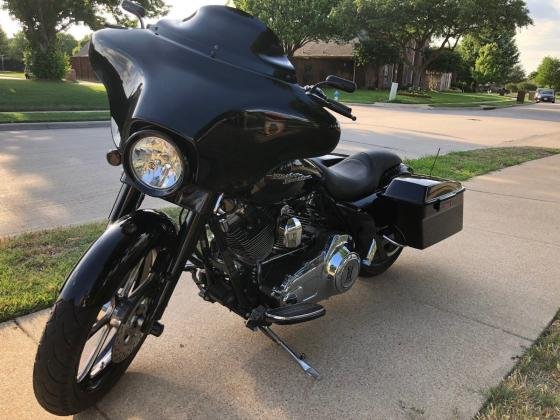 2010 Harley-Davidson Street Glide FLHX Road Bagger