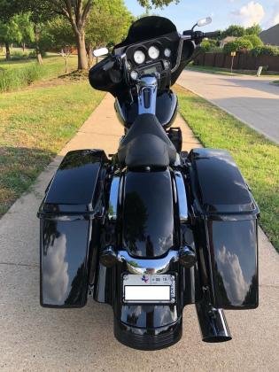 2010 Harley-Davidson Street Glide FLHX Road Bagger