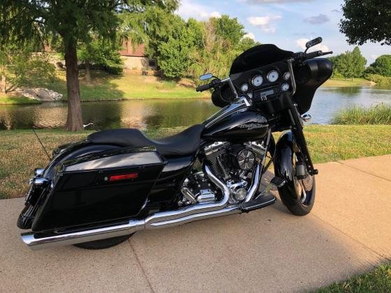 2010 Harley-Davidson Street Glide FLHX Road Bagger