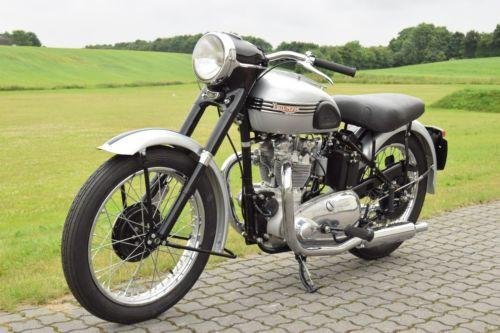 1952 Triumph T100 Tiger