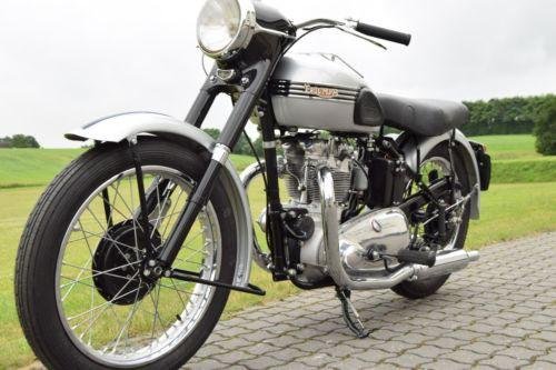 1952 Triumph T100 Tiger