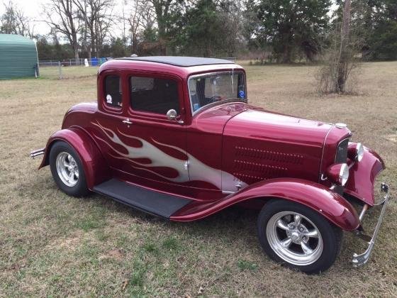 1932 Ford 5 Window Coupe